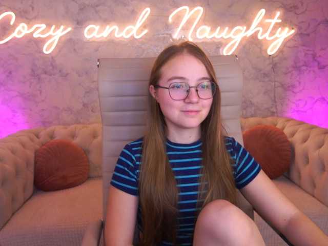 ArrinaWairr live cam on BongaCams