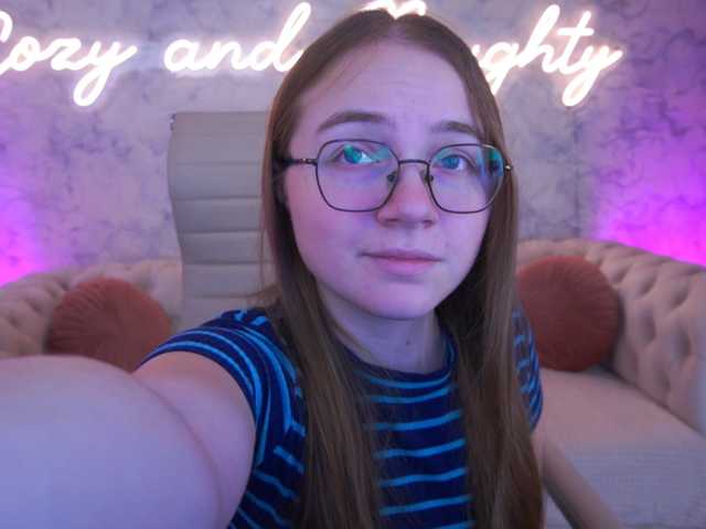 ArrinaWairr live cam on BongaCams