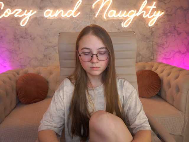 ArrinaWairr live cam on BongaCams