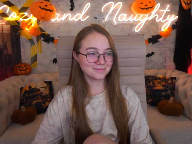 ArrinaWairr live cam on BongaCams