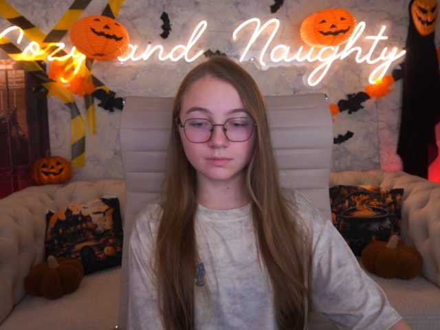 ArrinaWairr live cam on BongaCams