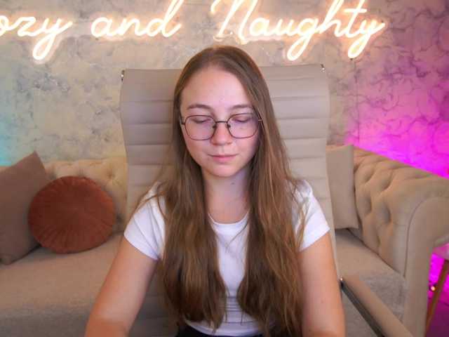 ArrinaWairr live cam on BongaCams
