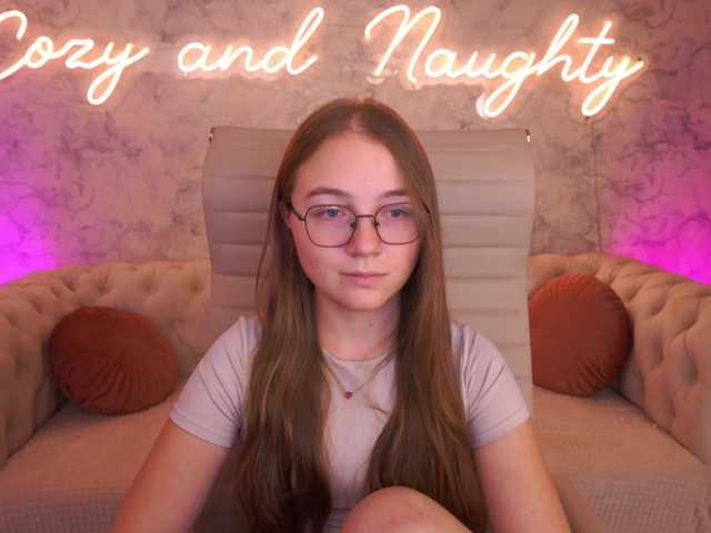 ArrinaWairr live cam on BongaCams