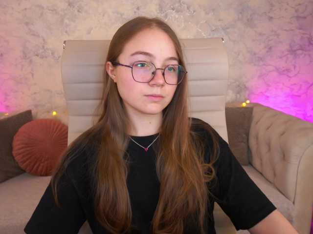 ArrinaWairr live cam on BongaCams