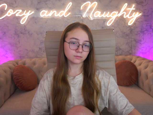 ArrinaWairr live cam on BongaCams