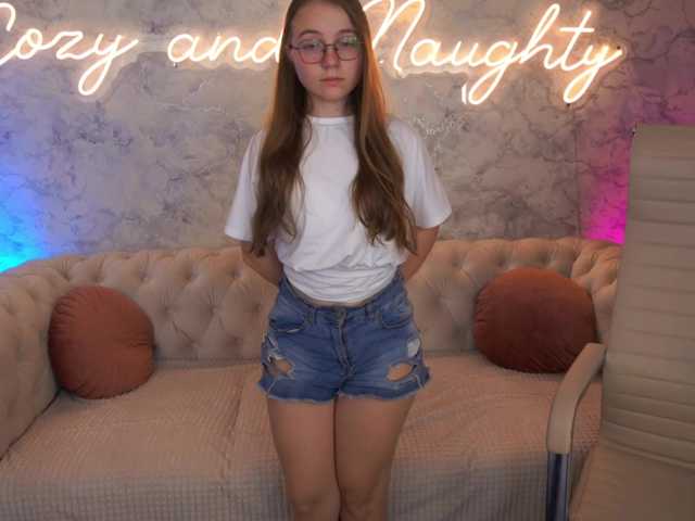 ArrinaWairr live cam on BongaCams