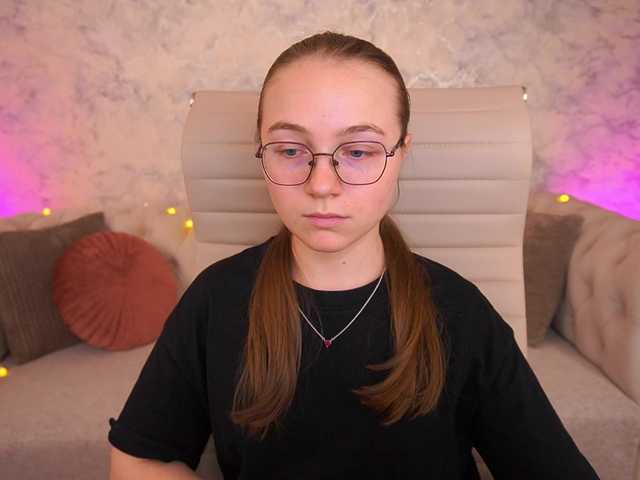 ArrinaWairr live cam on BongaCams