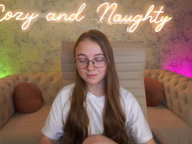 ArrinaWairr live cam on BongaCams