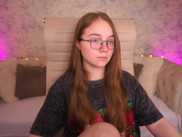 ArrinaWairr live cam on BongaCams