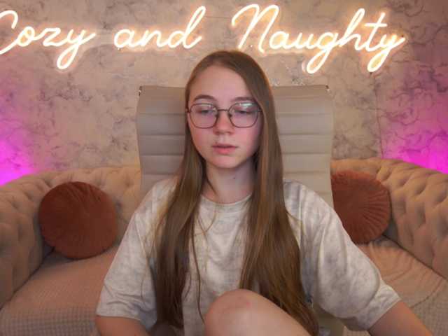 ArrinaWairr live cam on BongaCams