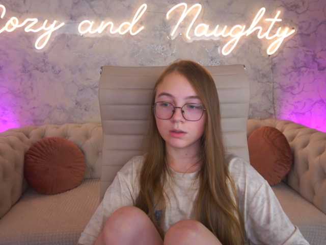 ArrinaWairr live cam on BongaCams