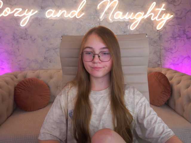 ArrinaWairr live cam on BongaCams