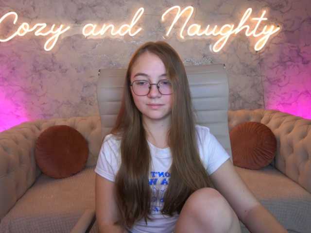 ArrinaWairr live cam on BongaCams