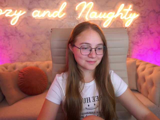 ArrinaWairr live cam on BongaCams