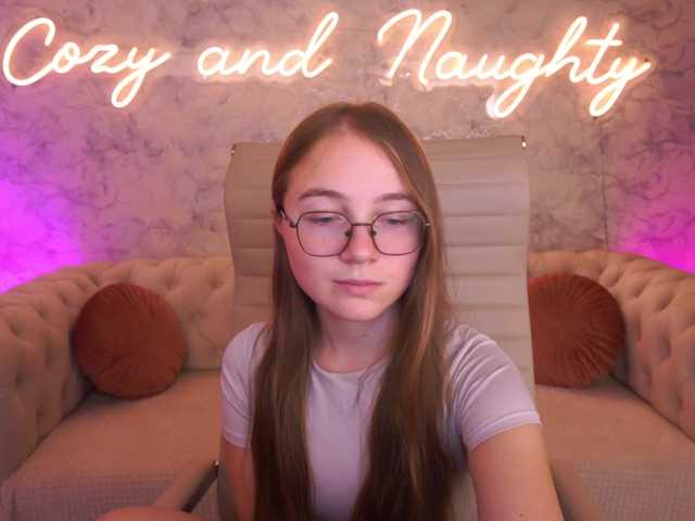 ArrinaWairr live cam on BongaCams
