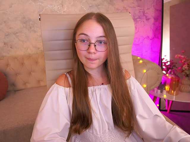 ArrinaWairr live cam on BongaCams