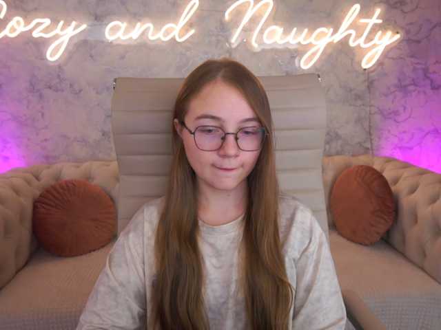 go to chat with ArrinaWairr
