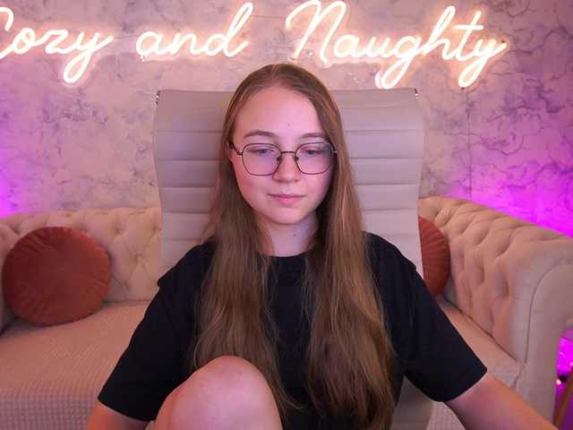 ArrinaWairr live cam on BongaCams