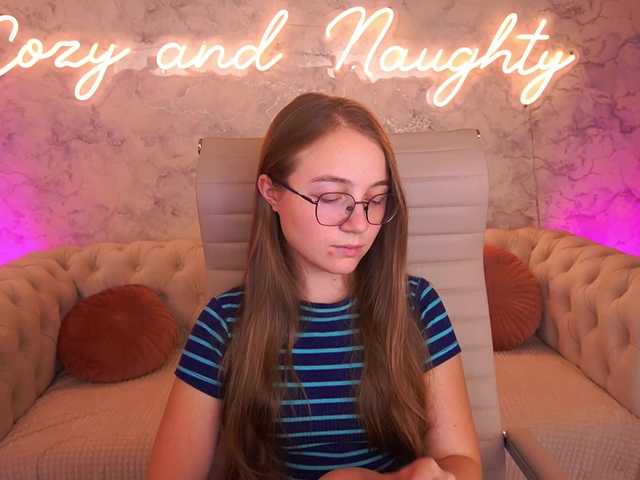 ArrinaWairr live cam on BongaCams