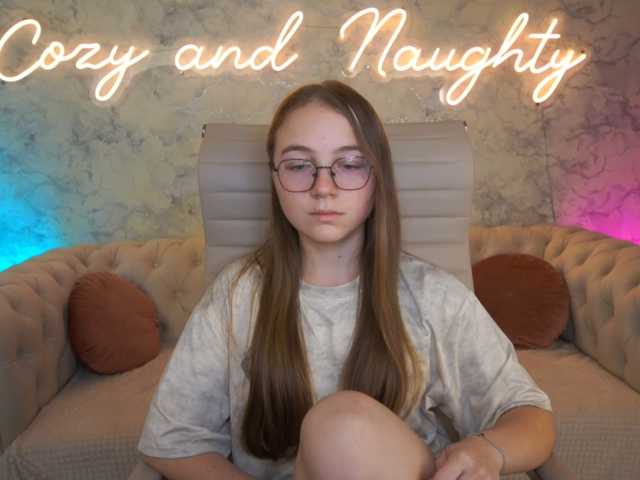 ArrinaWairr live cam on BongaCams