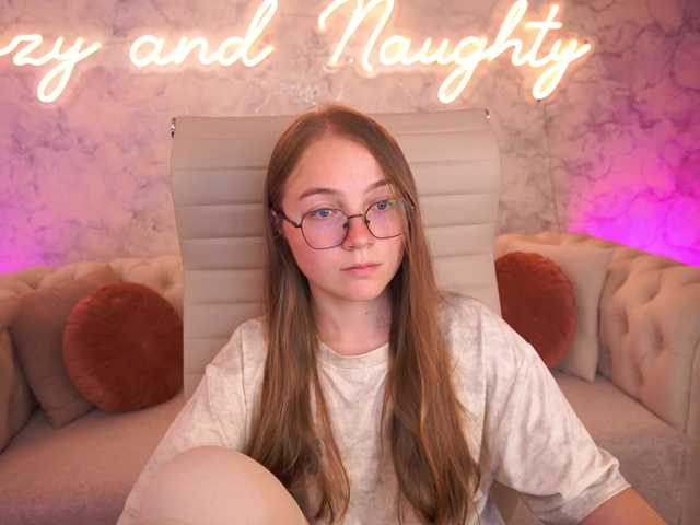 go to chat with ArrinaWairr