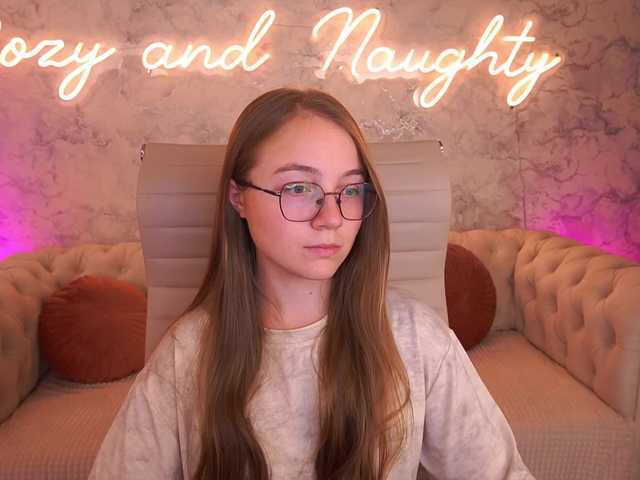 ArrinaWairr live cam on BongaCams
