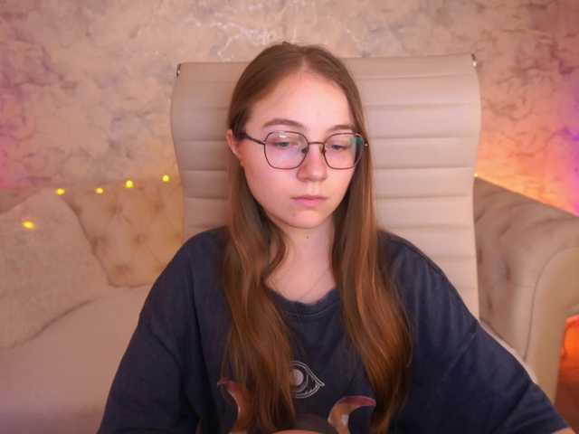 ArrinaWairr live cam on BongaCams