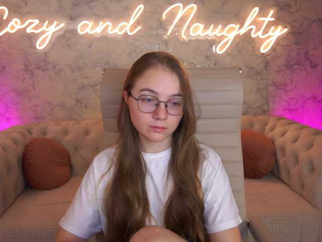 ArrinaWairr live cam on BongaCams