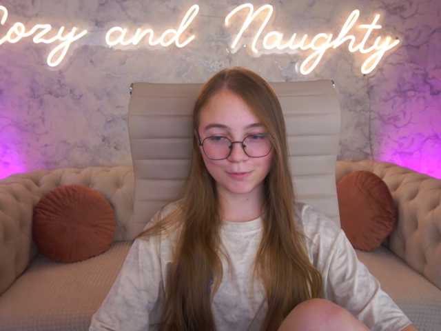 ArrinaWairr live cam on BongaCams