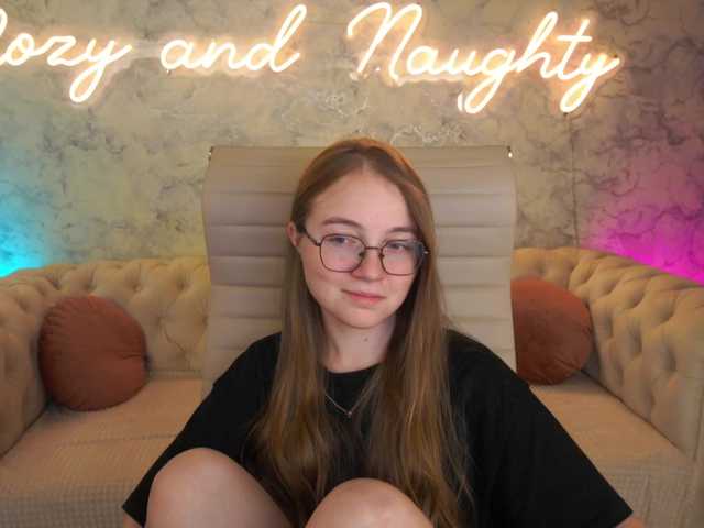 ArrinaWairr live cam on BongaCams