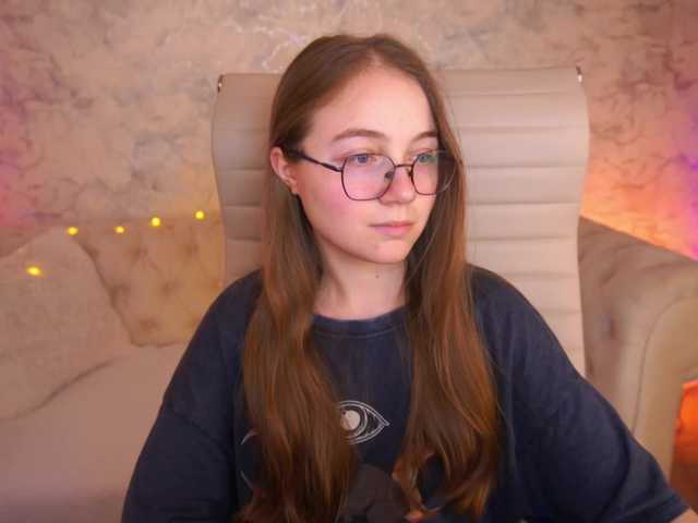 ArrinaWairr live cam on BongaCams