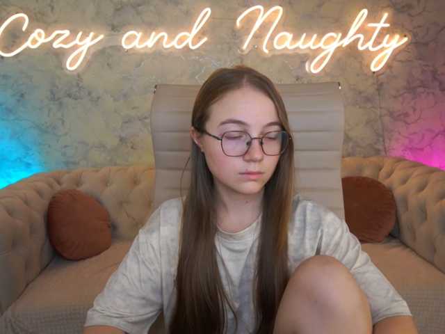 ArrinaWairr live cam on BongaCams