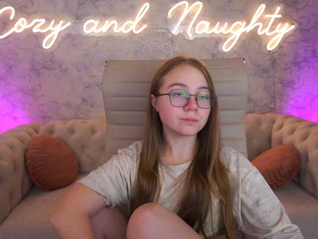 ArrinaWairr live cam on BongaCams