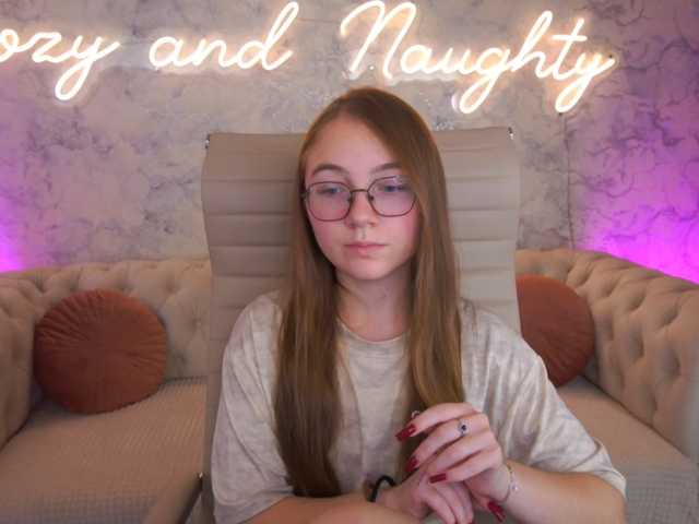 ArrinaWairr live cam on BongaCams