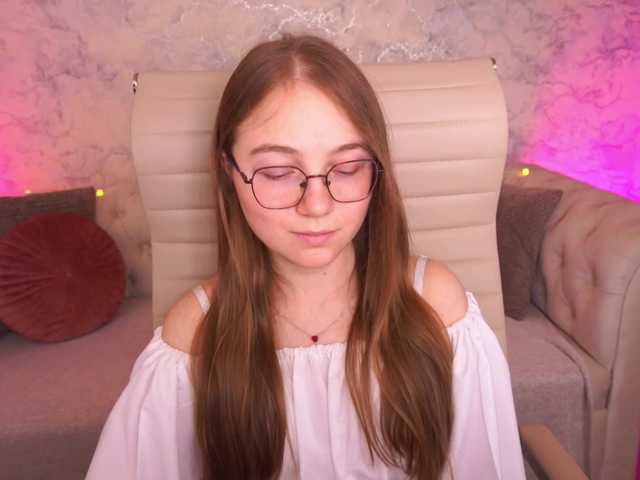 ArrinaWairr live cam on BongaCams
