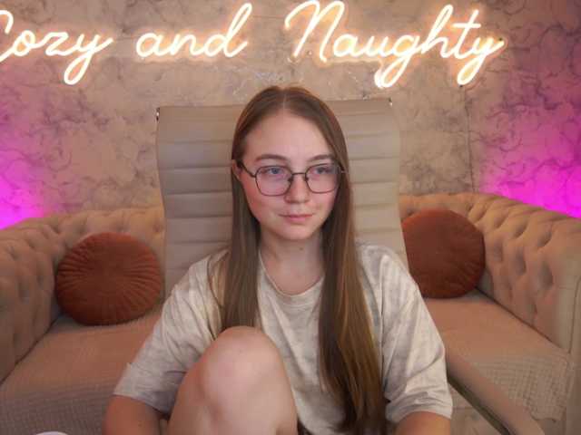 ArrinaWairr live cam on BongaCams