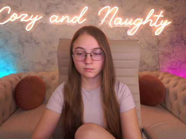 ArrinaWairr live cam on BongaCams