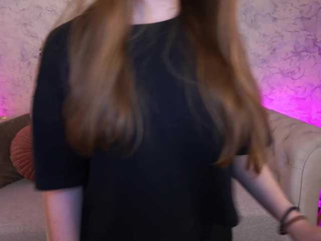 ArrinaWairr live cam on BongaCams