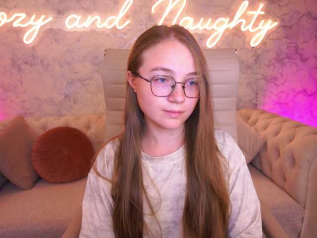 ArrinaWairr live cam on BongaCams