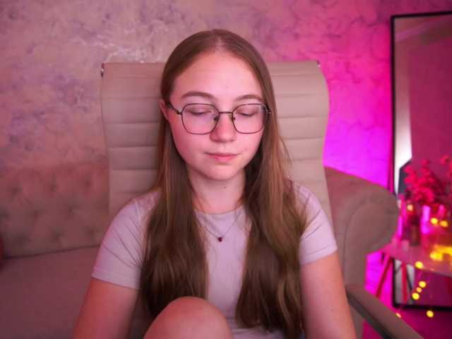 ArrinaWairr live cam on BongaCams