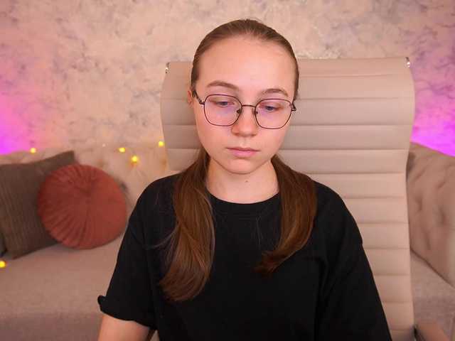 ArrinaWairr live cam on BongaCams
