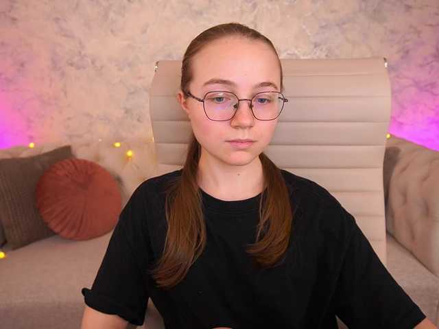 ArrinaWairr live cam on BongaCams
