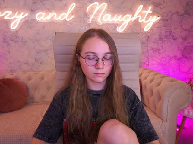 ArrinaWairr live cam on BongaCams