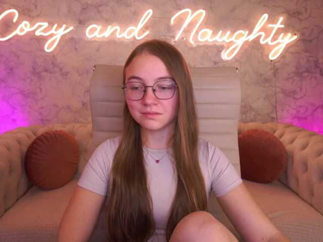 ArrinaWairr live cam on BongaCams