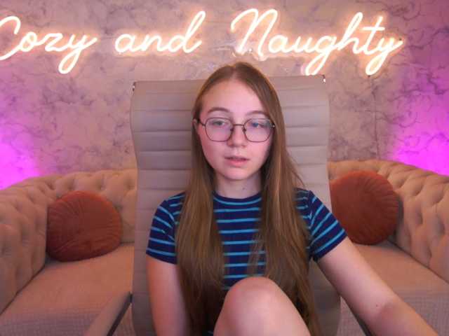 ArrinaWairr live cam on BongaCams