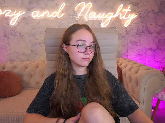ArrinaWairr live cam on BongaCams