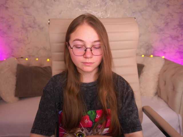 ArrinaWairr live cam on BongaCams