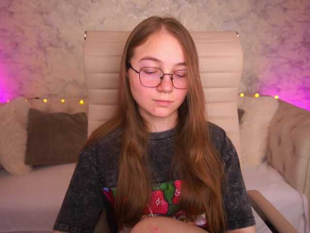 ArrinaWairr live cam on BongaCams