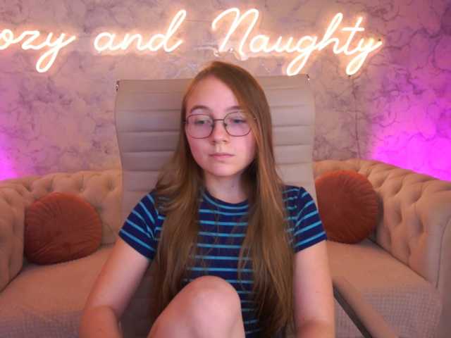 ArrinaWairr live cam on BongaCams