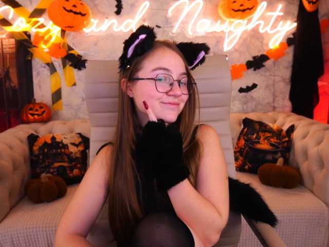 ArrinaWairr live cam on BongaCams